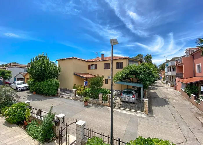 Appartement Martinis A4 *